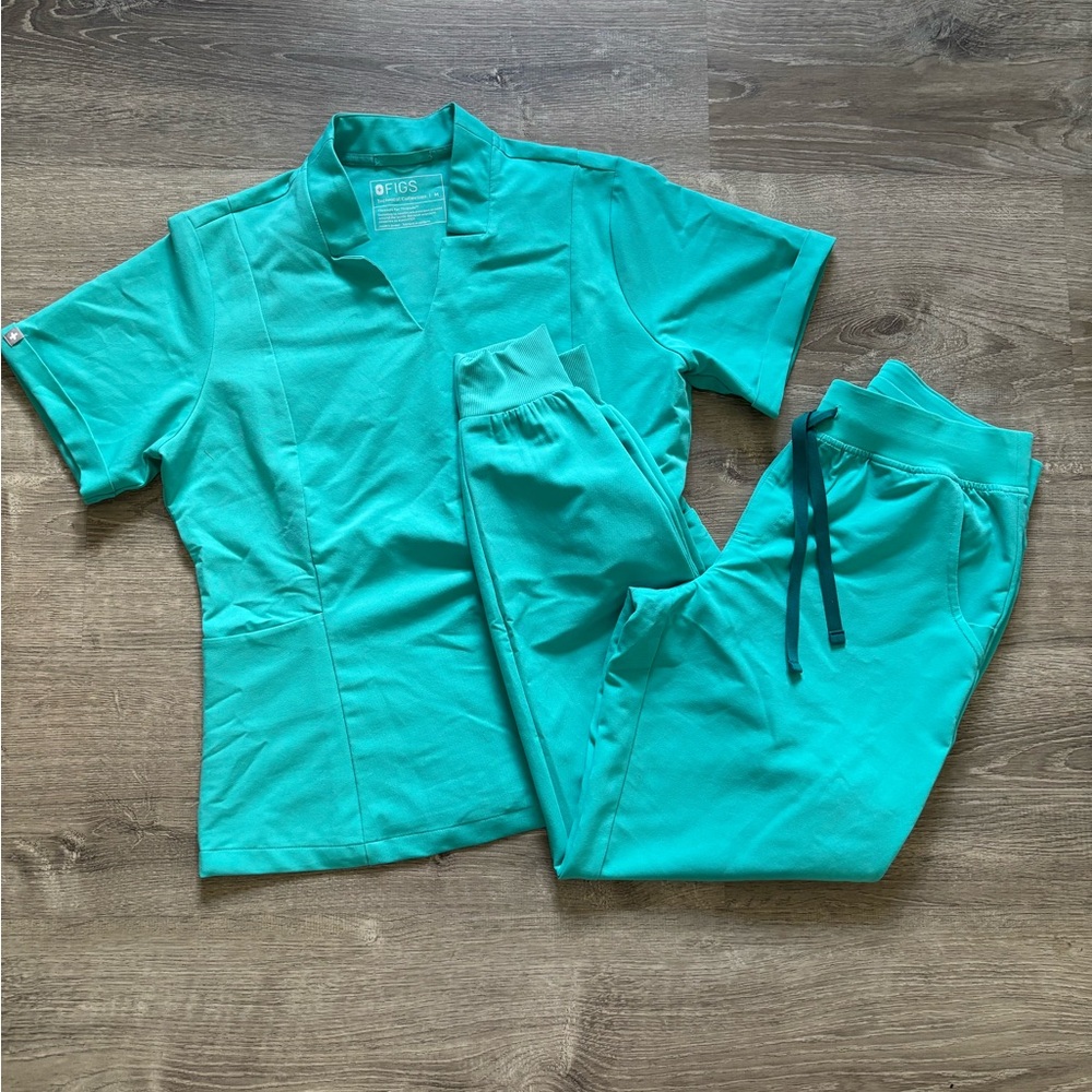 Figs Teal Medical Scrub set small/medium